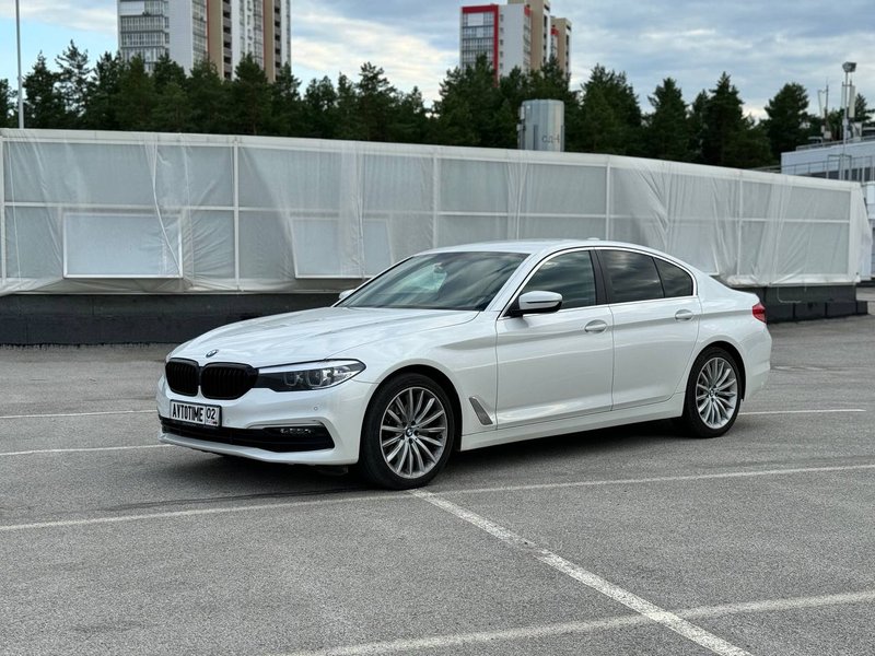 BMW 5-Series 520i