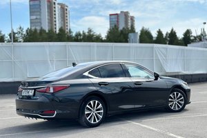 LEXUS ES250